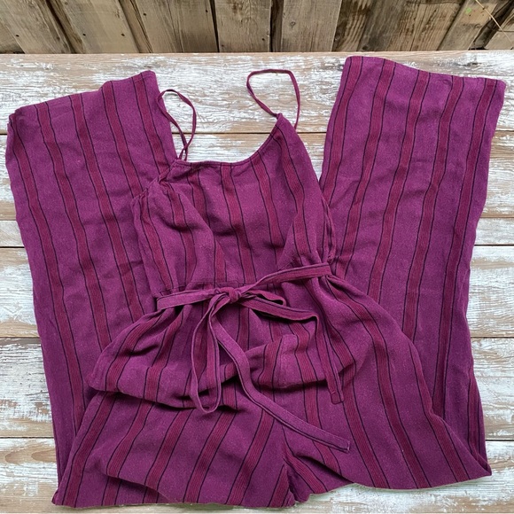 Purple striped romper one piece ties in front, size Medium - Picture 5 of 8